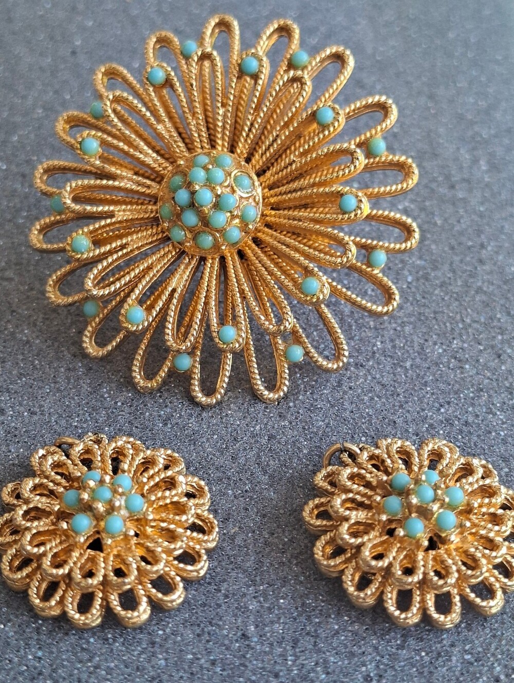 Vintage German K.L Open Sunburst Gold Tone Brooch And Earrings Set